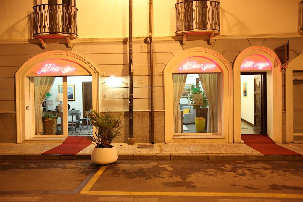 Albergo Residenziale La Corte Tortolì Exterior foto