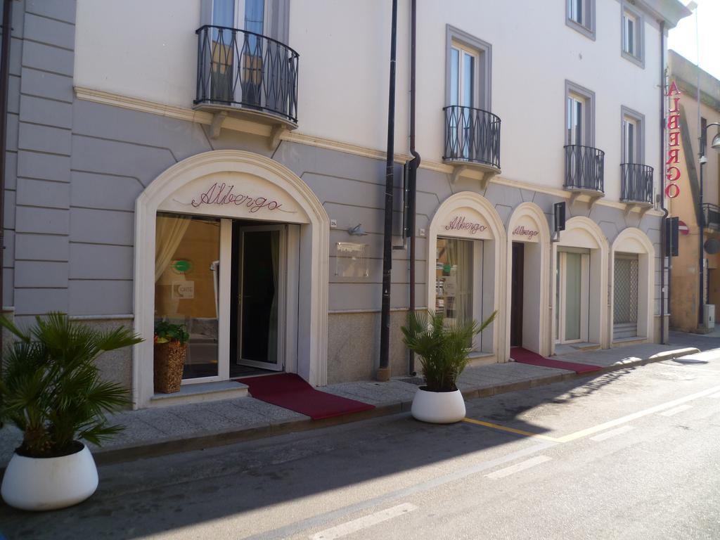 Albergo Residenziale La Corte Tortolì Exterior foto
